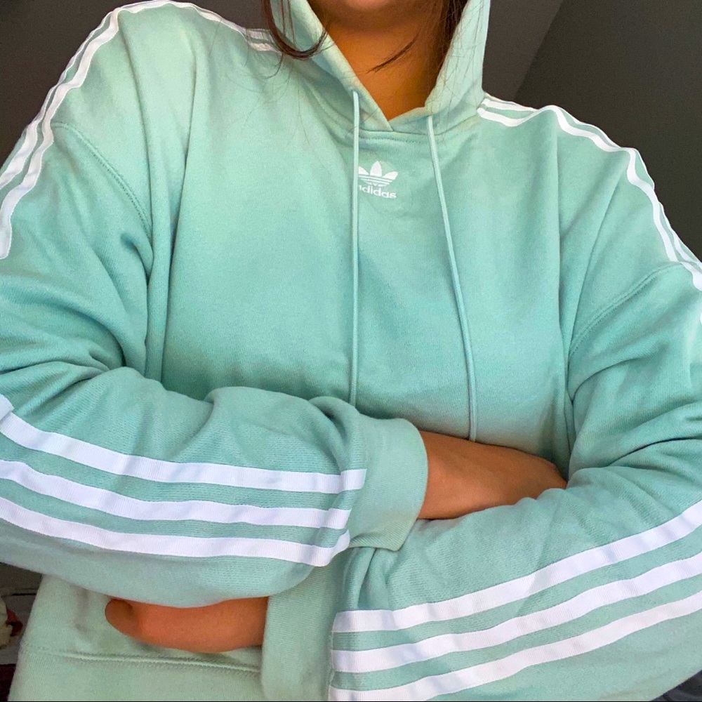 ADIDAS TURQUOISE CROPPED HOODIE 🧚‍♀️